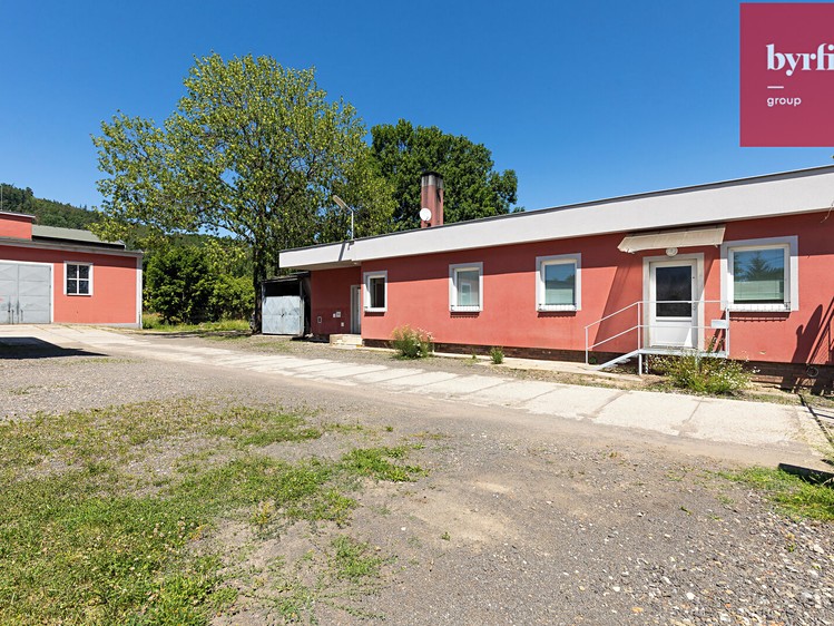 Prodej výrobní haly, prostoru 12 420 m² - foto 4