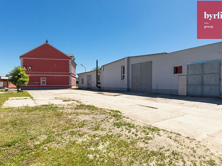 Prodej výrobní haly, prostoru 12 420 m² - foto 7