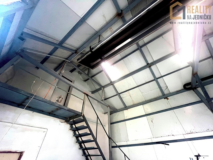 Prodej výrobní haly, prostoru 95 m² - foto 3