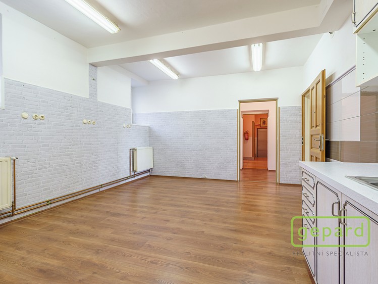 Prodej obchodního prostoru 120 m² - foto 7