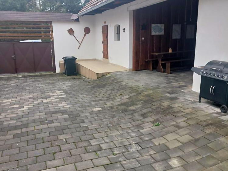 Prodej ubytovacího zařízení 250 m² - foto 6