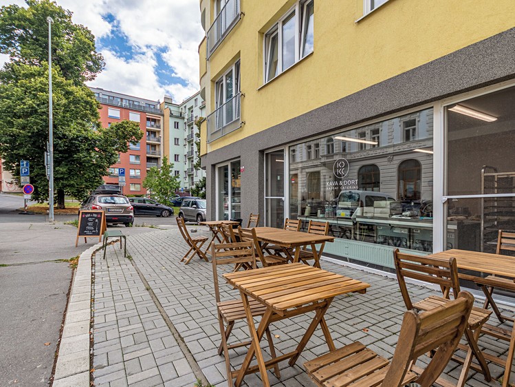 Prodej obchodního prostoru 123 m² - foto 1