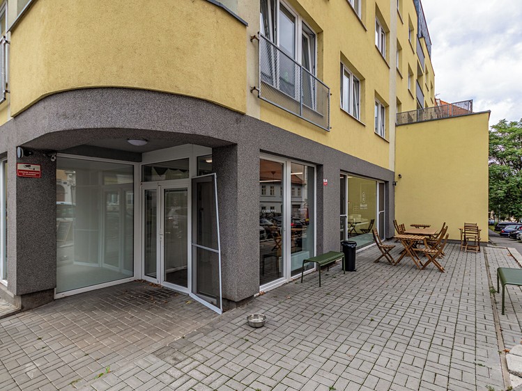Prodej obchodního prostoru 123 m² - foto 4