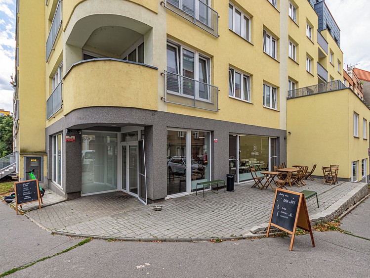 Prodej obchodního prostoru 123 m² - foto 6