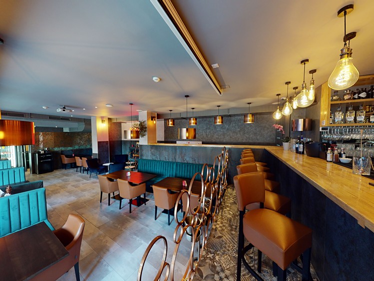 Prodej restaurace 142 m² - foto 1