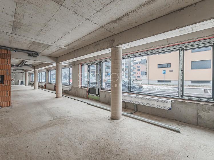 Prodej obchodního prostoru 119 m² - foto 2