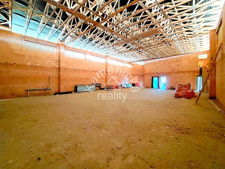 Prodej obchodního prostoru 469 m² - foto 3