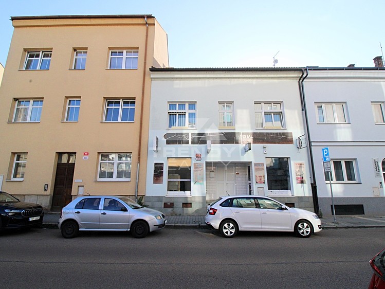Prodej obchodního prostoru 450 m² - foto 3