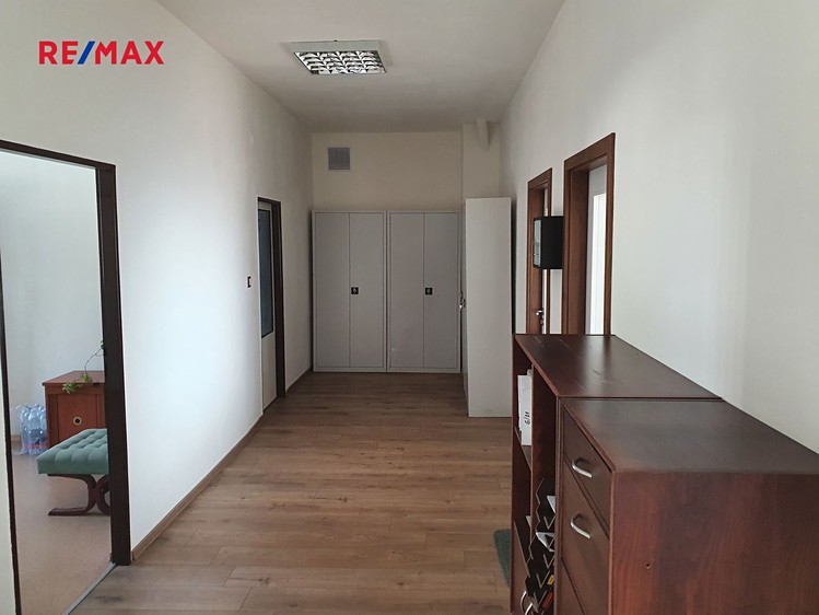 Prodej komerční nemovitosti 25 203 m² - foto 8