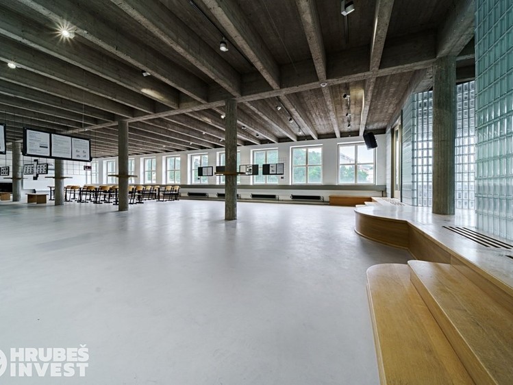 Prodej komerční nemovitosti 2 380 m² - foto 5