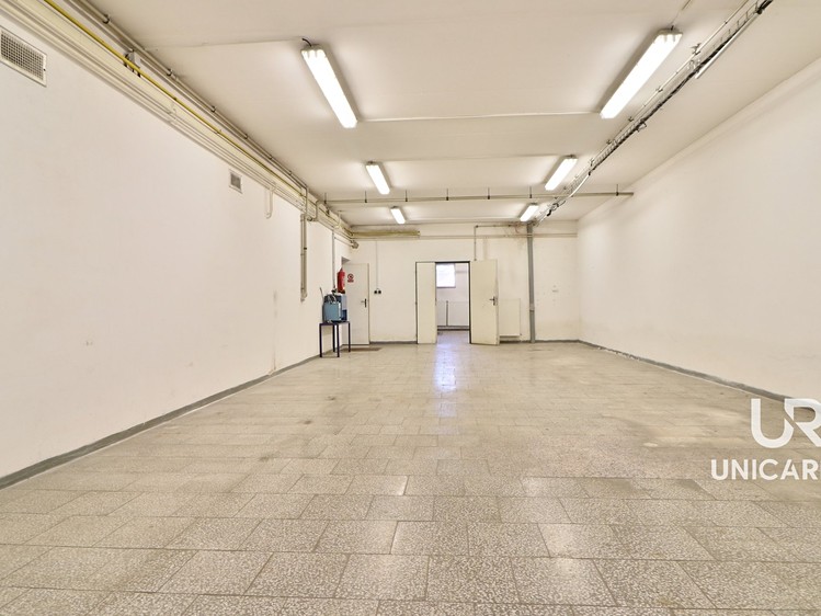 Prodej výrobní haly, prostoru 834 m² - foto 2