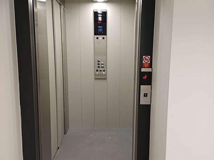 Prodej kanceláře 36 m² - foto 4