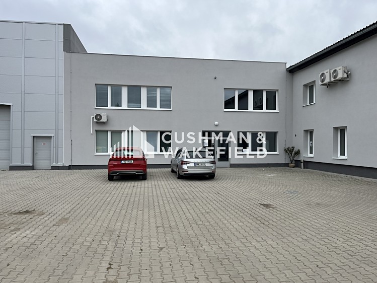 Prodej výrobní haly, prostoru 2 800 m² - foto 2