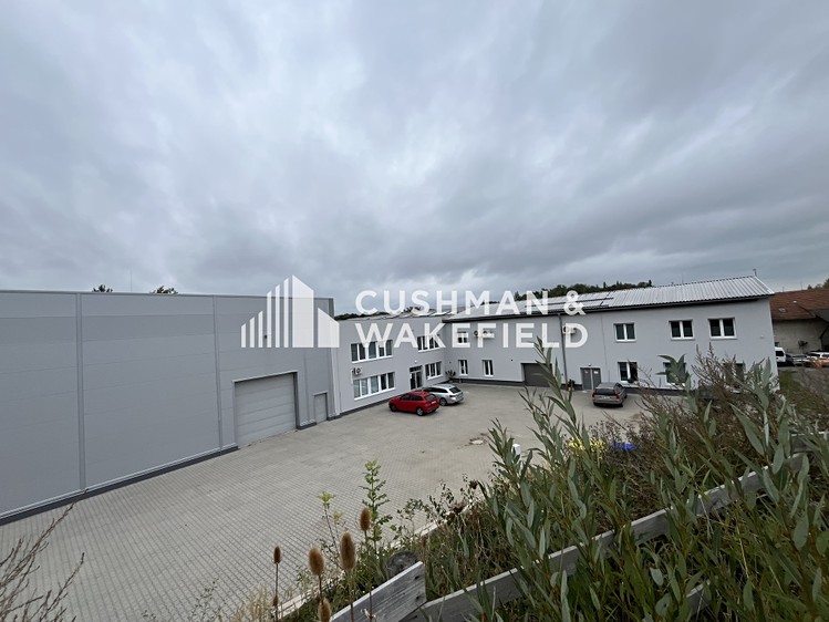 Prodej výrobní haly, prostoru 2 800 m² - foto 6