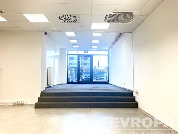 Prodej obchodního prostoru 73 m² - foto 7