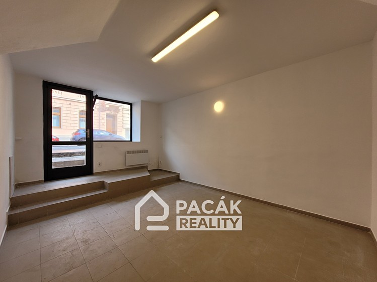 Prodej obchodního prostoru 28 m² - foto 2