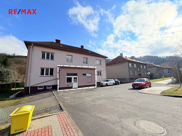 Prodej obchodního prostoru 65 m² - foto 2