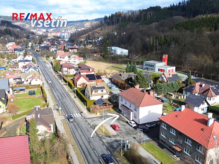 Prodej obchodního prostoru 65 m² - foto 1