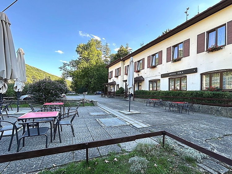 Prodej ubytovacího zařízení 550 m² - foto 2