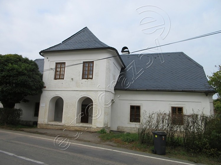 Dražba zemědělského objektu 240 m² - foto 1