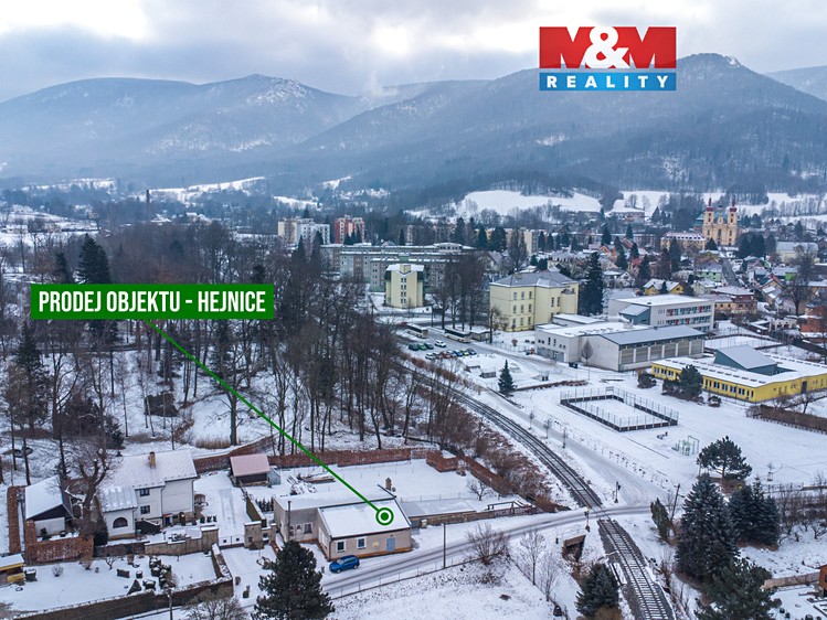 Prodej obchodního prostoru 220 m² - foto 1
