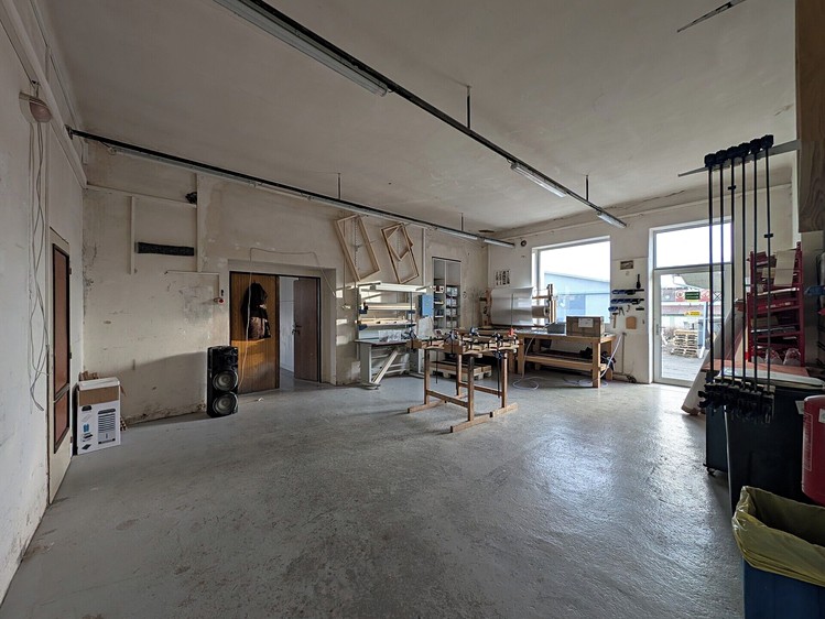 Prodej obchodního prostoru 2 000 m² - foto 4