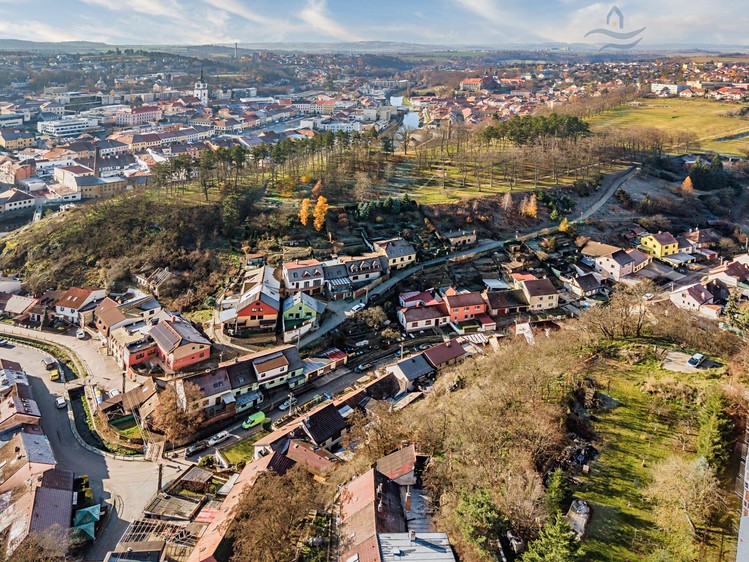 Prodej komerční nemovitosti 105 m² - foto 3