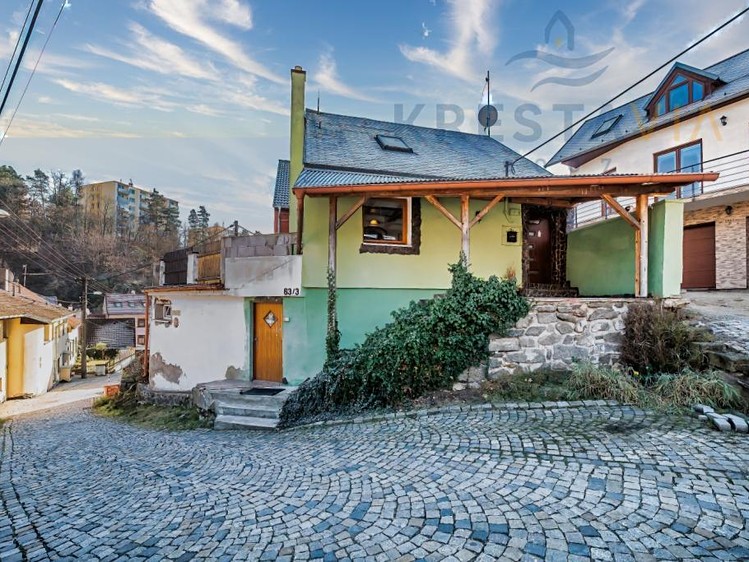 Prodej komerční nemovitosti 105 m² - foto 1