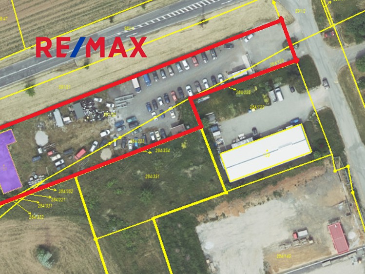 Prodej obchodního prostoru 226 m² - foto 1