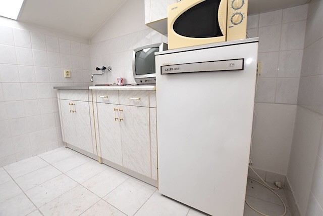 Prodej kanceláře 161 m² - foto 2