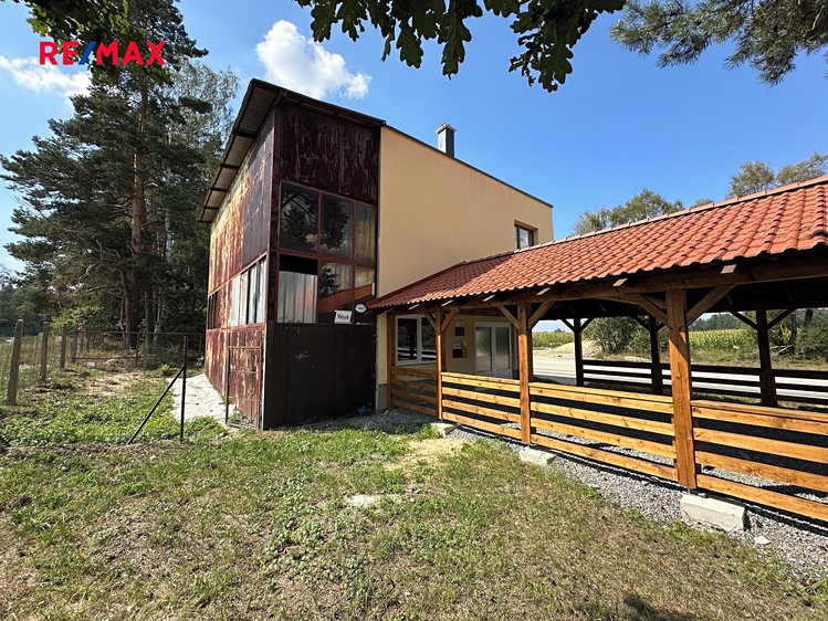 Prodej obchodního prostoru 150 m² - foto 2