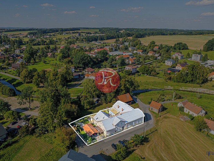 Prodej komerční nemovitosti 471 m² - foto 1