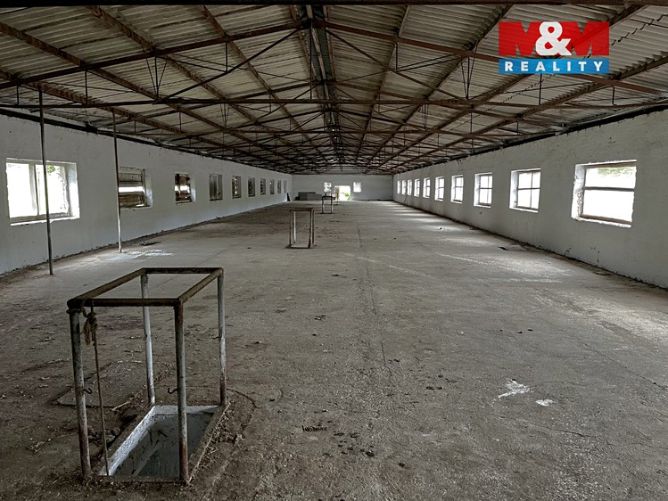 Prodej zemědělského objektu 1 320 m² - foto 4