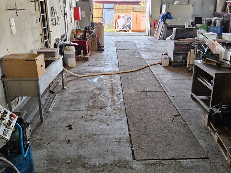 Prodej výrobní haly, prostoru 411 m² - foto 8
