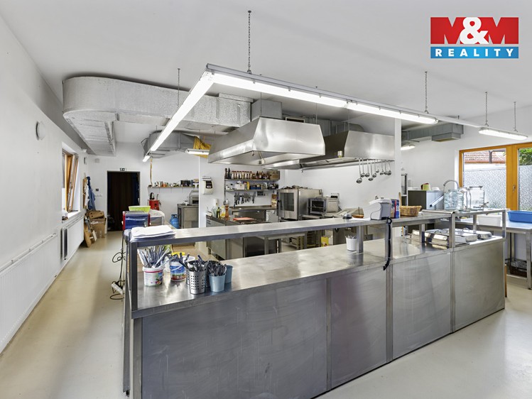 Prodej ubytovacího zařízení 1 100 m² - foto 6