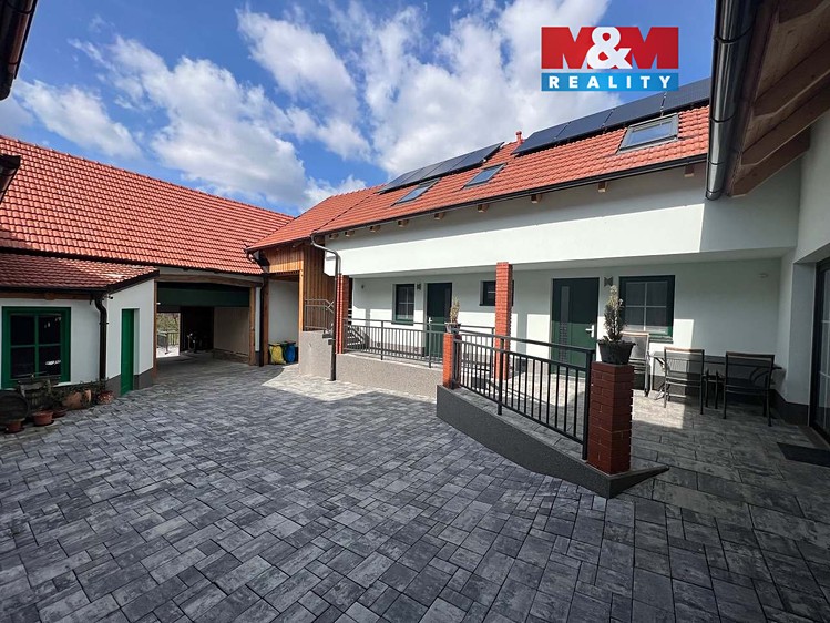 Prodej ubytovacího zařízení 350 m² - foto 1