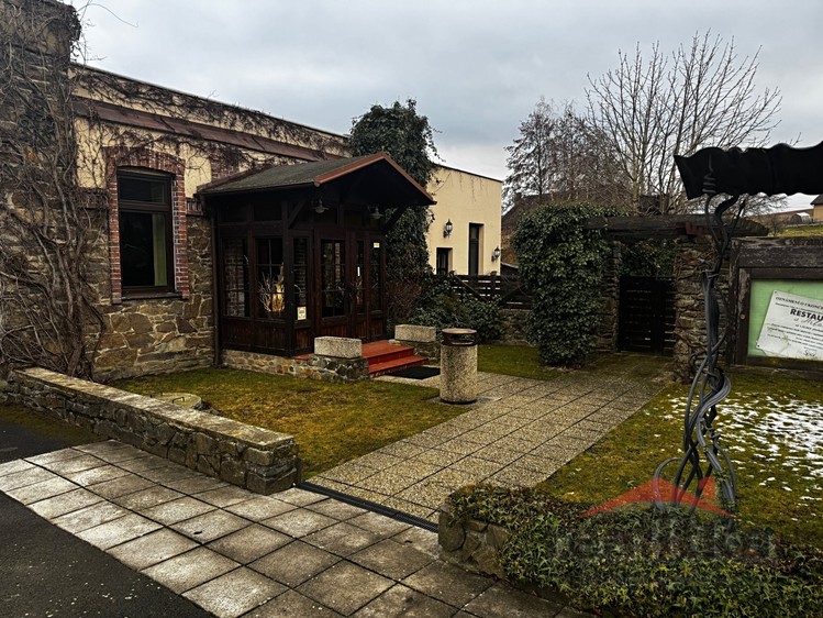 Prodej restaurace 1 221 m² - foto 2