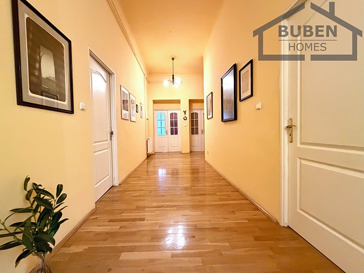Prodej činžovního domu 913 m² - foto 4