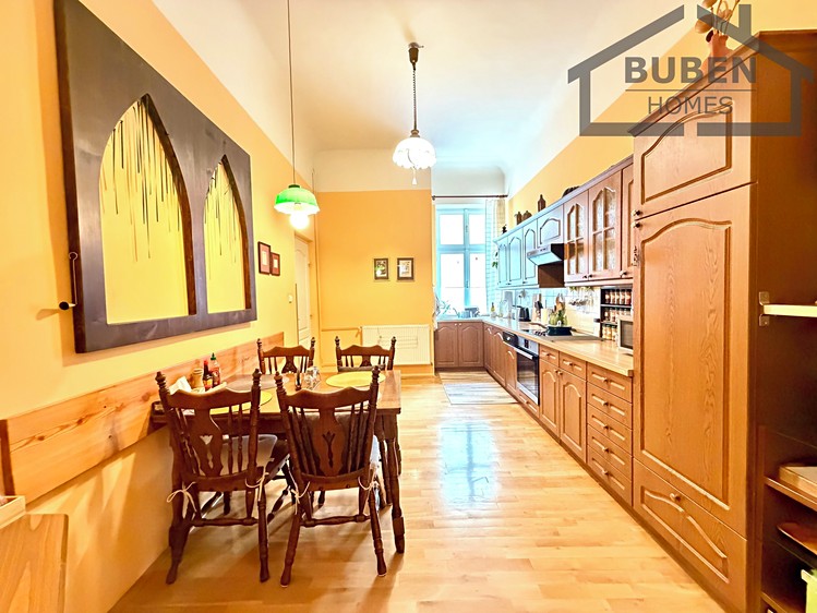 Prodej činžovního domu 913 m² - foto 2