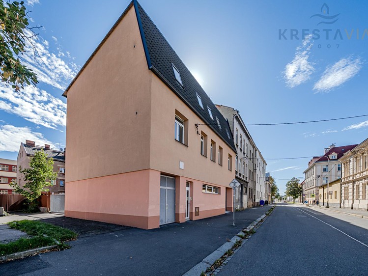 Prodej činžovního domu 288 m² - foto 1