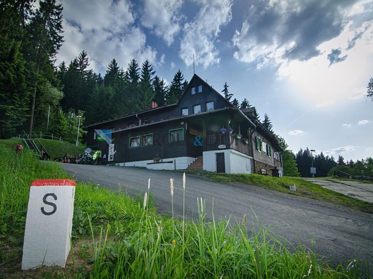 Prodej ubytovacího zařízení 280 m² - foto 1