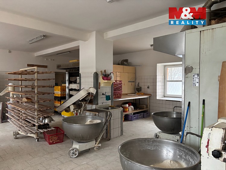 Prodej obchodního prostoru 1 055 m² - foto 6