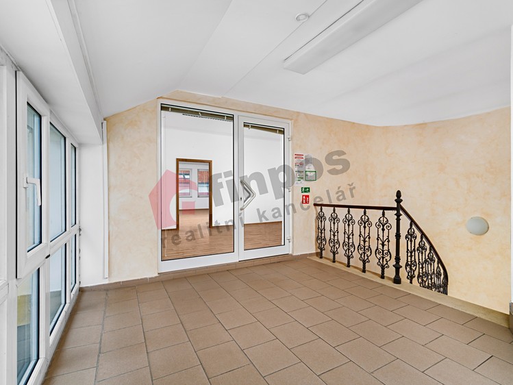 Prodej obchodního prostoru 399 m² - foto 8