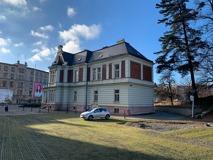 Prodej kanceláře 1 079 m² - foto 3