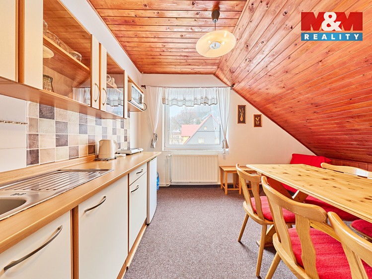 Prodej ubytovacího zařízení 600 m² - foto 6