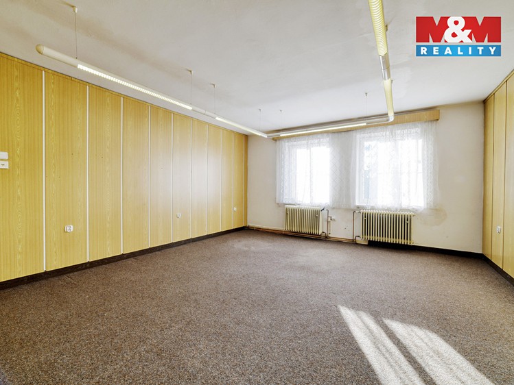 Prodej výrobní haly, prostoru 1 870 m² - foto 5