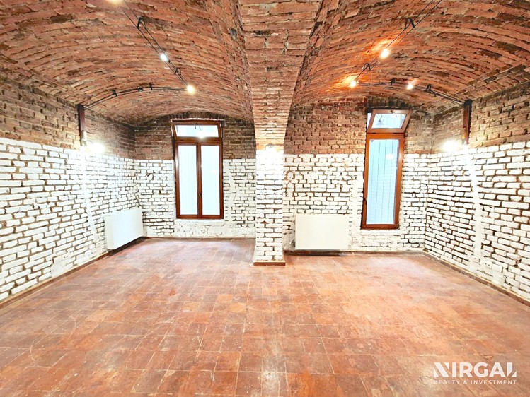 Prodej obchodního prostoru 86 m² - foto 2