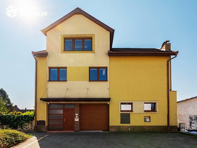 Prodej kanceláře 378 m² - foto 1