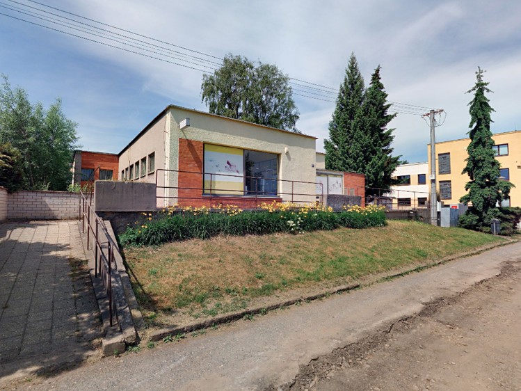 Prodej obchodního prostoru 233 m² - foto 1