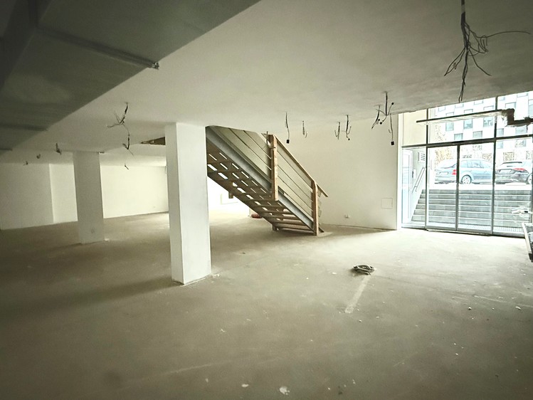 Prodej kanceláře 482 m² - foto 1